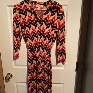 Super cute retro style dress (fits 4-6ish)